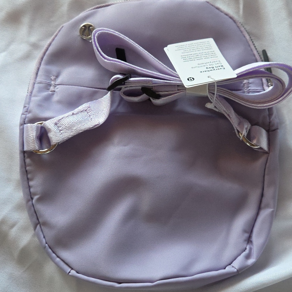 Everywhere Belt Bag - Picture 3 of 7